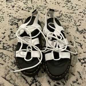 NWOT DR. MARTEN NARTILLA WOMEN'S LEATHER GLADIATOR SANDALS